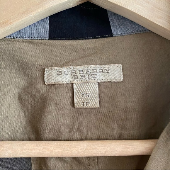 🍂fall drop🍂 Burberry classic Nova check plaid shirt - Picture 4 of 13